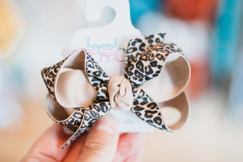 Layered Medium Bow **Cheetah